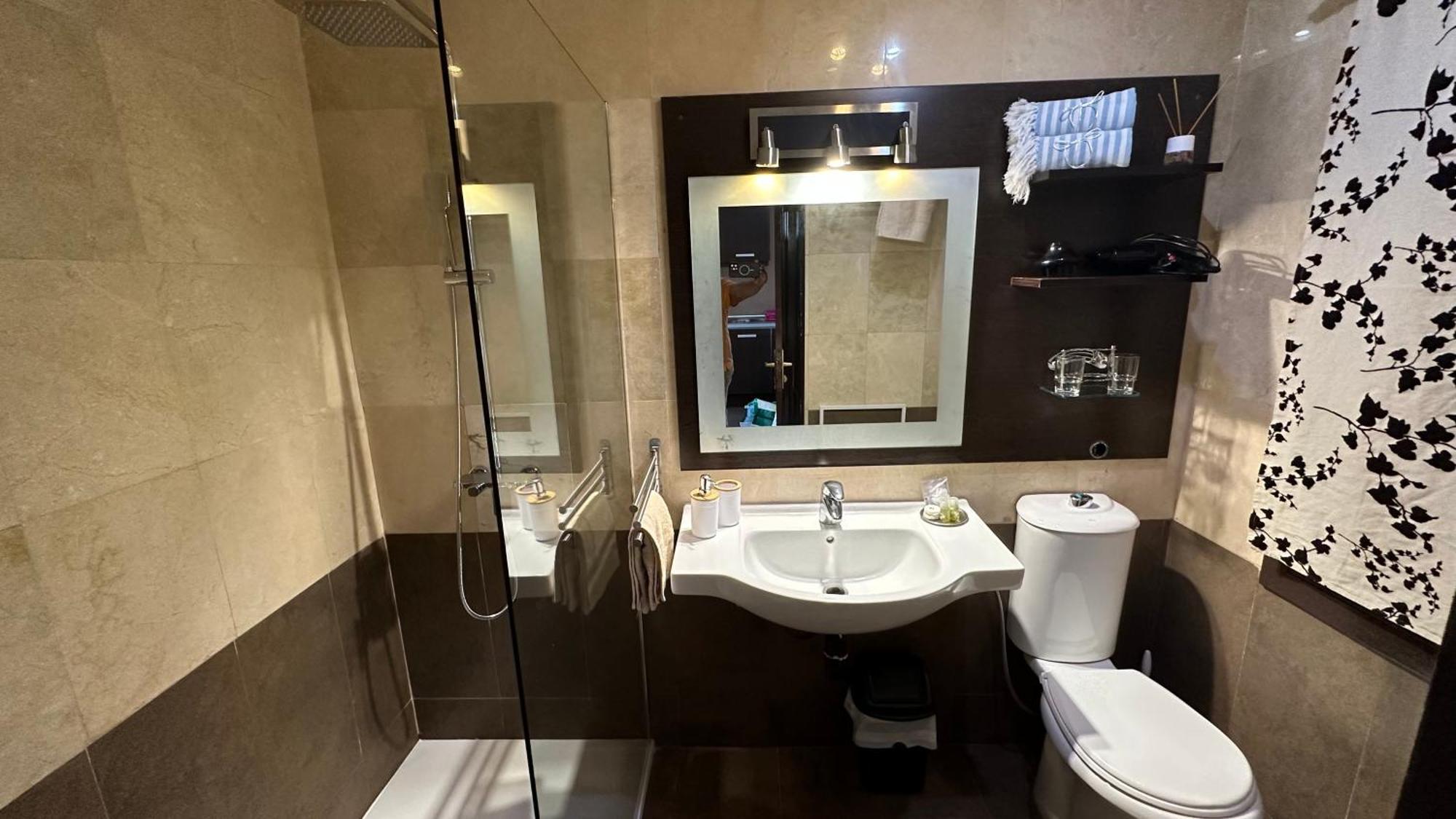 Apartment Windsor アデヘ エクステリア 写真